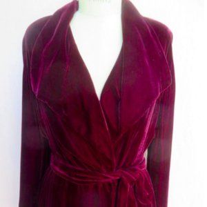 Original 1940's WWII burgundy velvet belted robe!